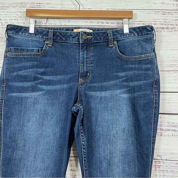 Carhartt Blue Slim Fit Bootcut Denim Jeans - Picture 2 of 16